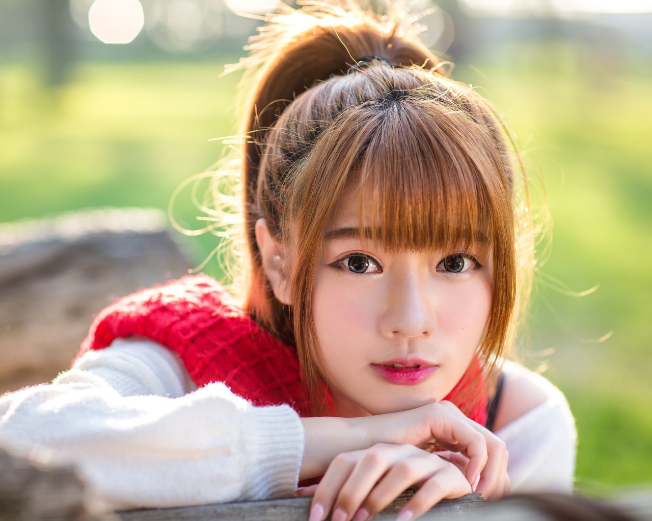 Выразительное лицо красивой девушки азиатки