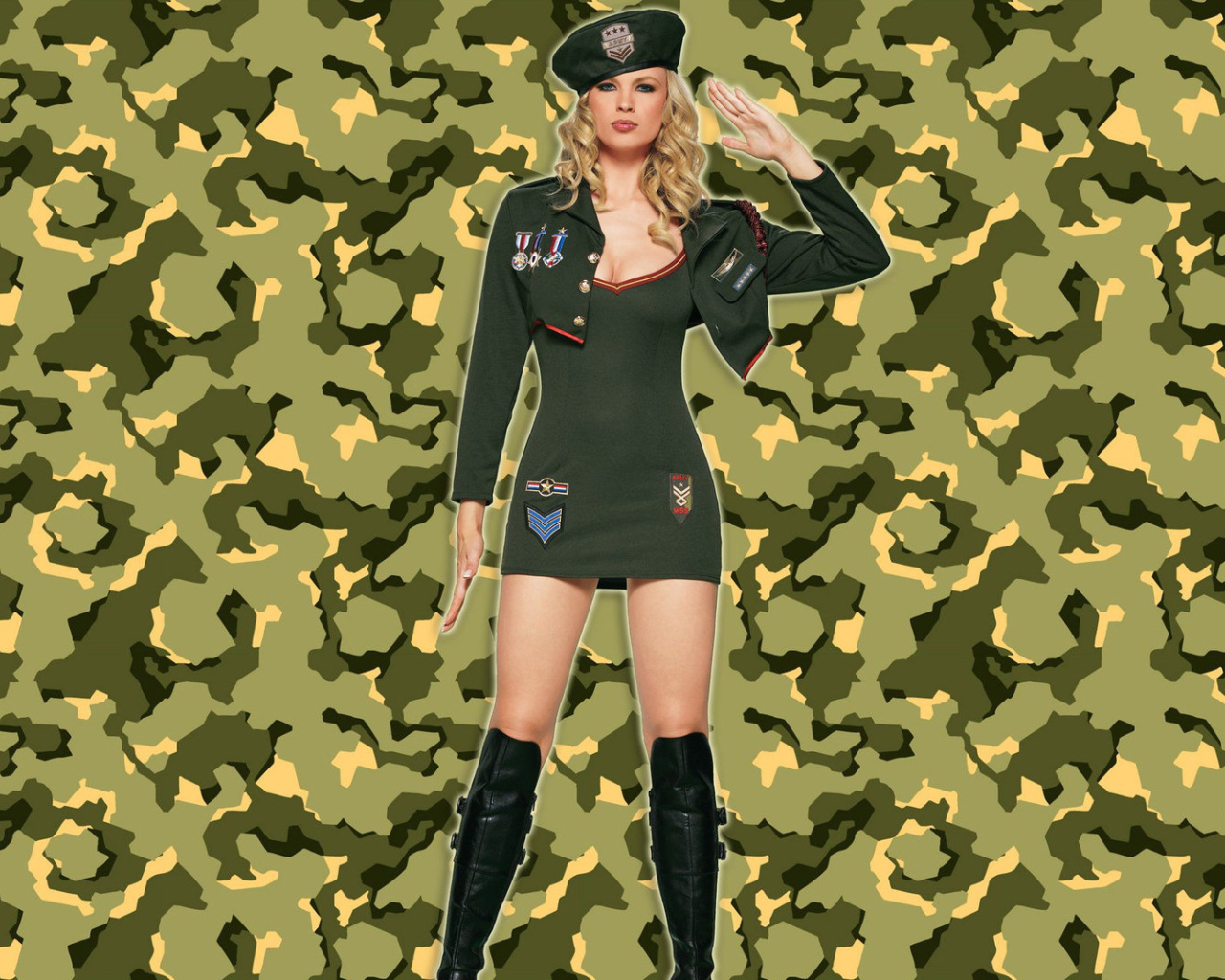 Настоящая защитница отечества 