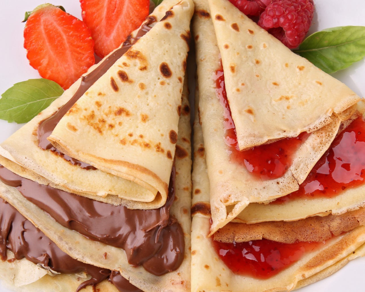 Блинчики с шоколадом и джемом на Масленицу 2017 