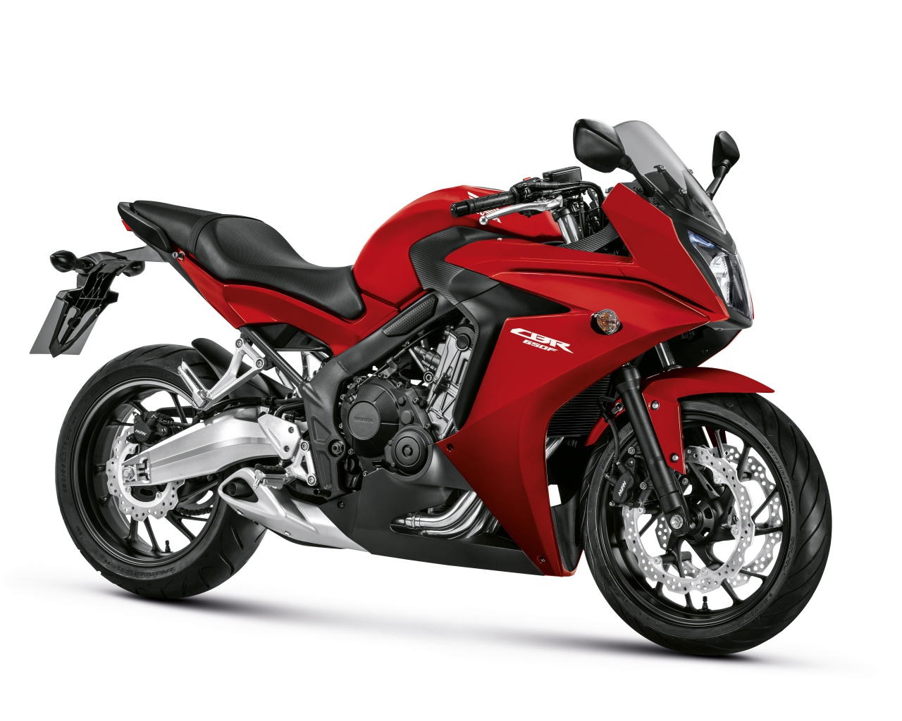 Красный мотоцикл Honda CBR фото на белом фоне 
