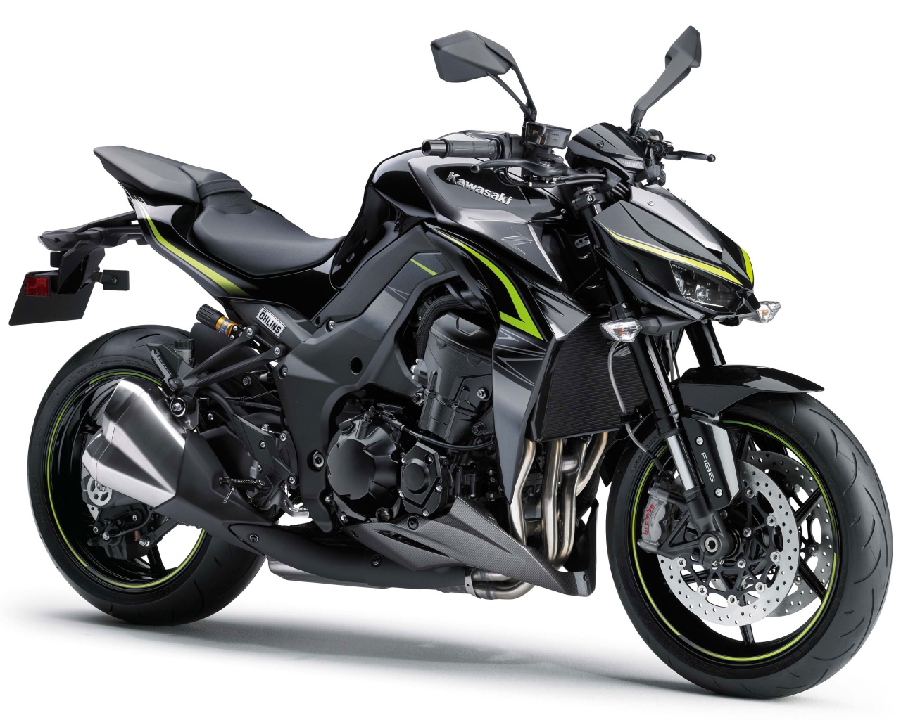 Стильный  черный мотоцикл Kawasaki Z1000R, 2017
