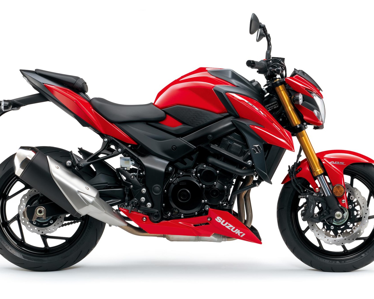 Красный мотоцикл Suzuki GSX-S750