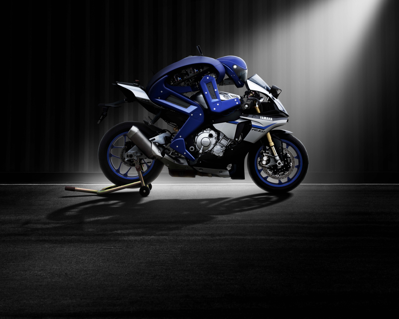 Человекоподобный робот Yamaha Motobot, 2017