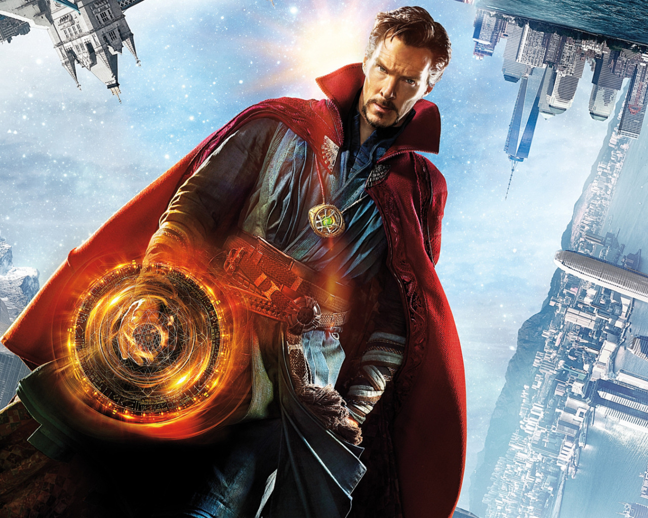 Актер Бенедикт Камбербэтч в фильме Доктор Стрэндж 