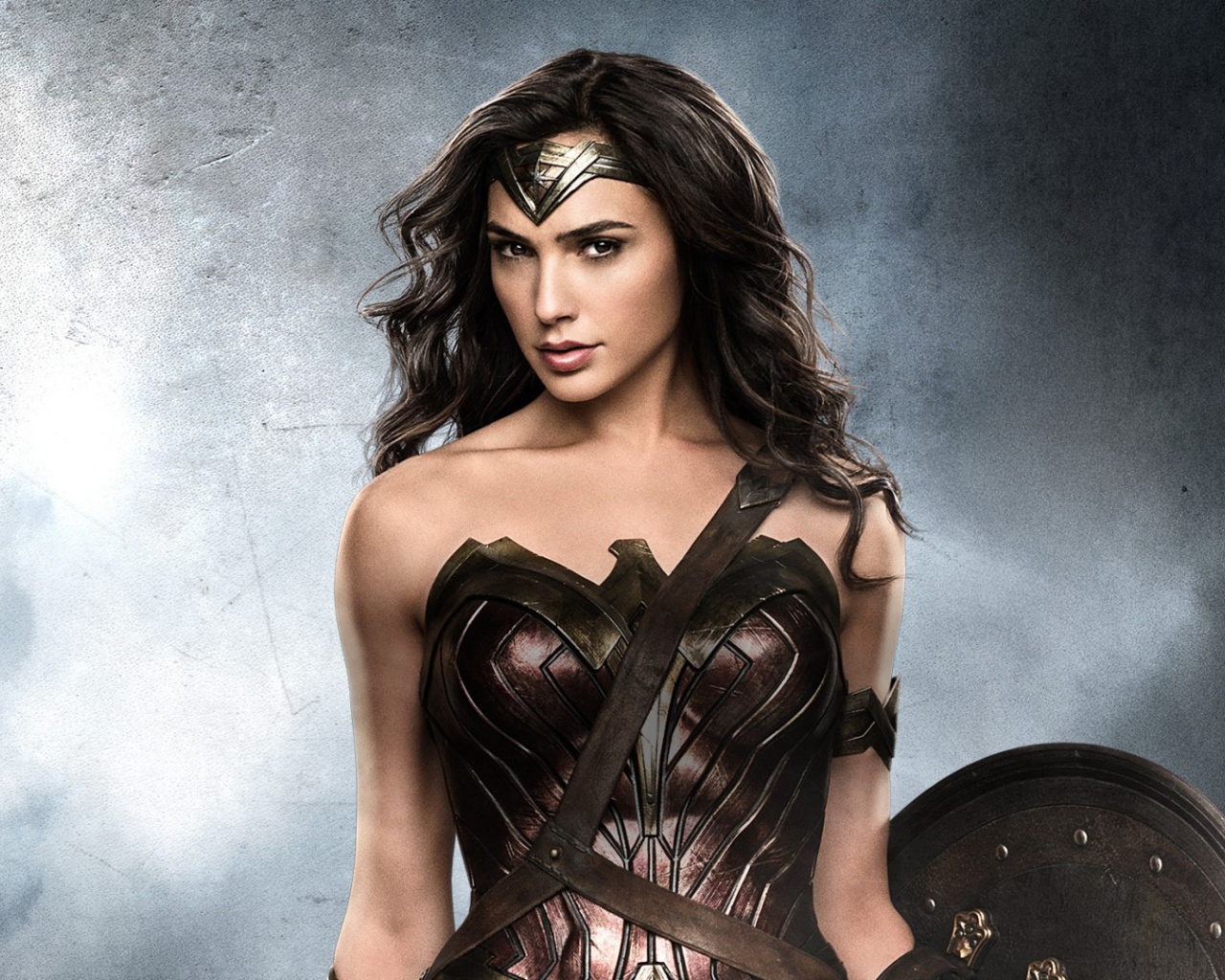 Главная героиня фильма Чудо - женщина 2017  