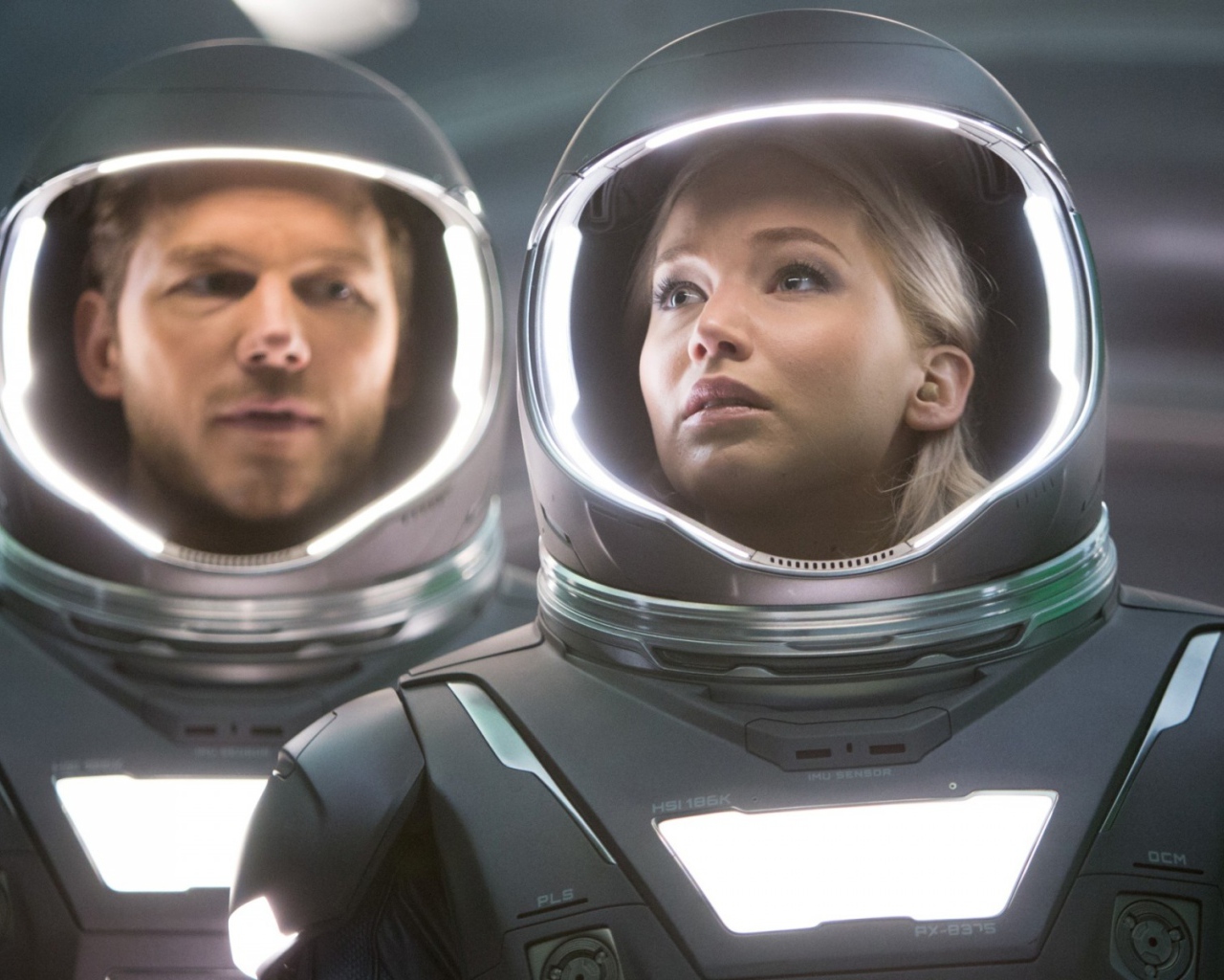 Главные герои фильма Пассажиры в скафандрах 