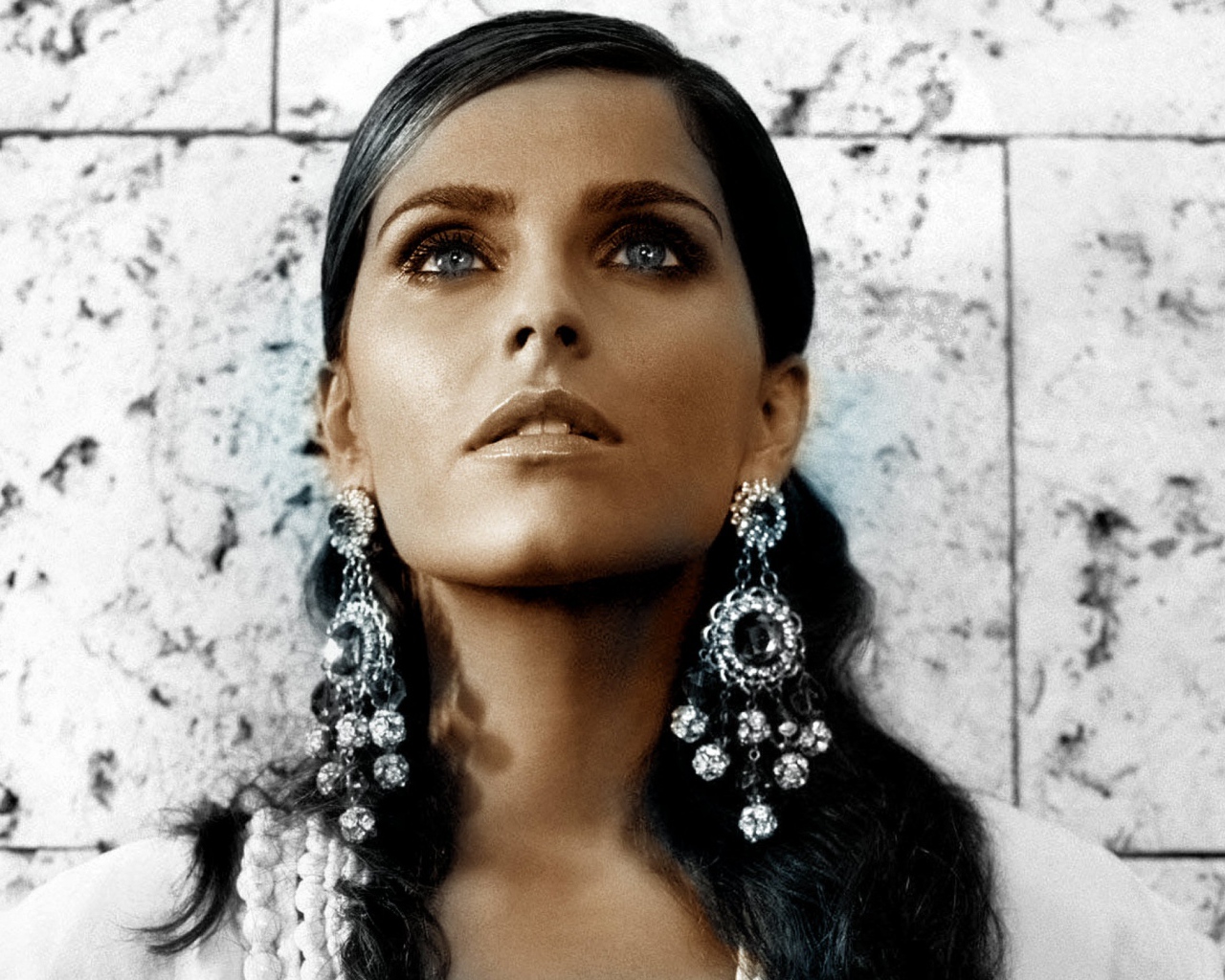 Канадская певица Нелли Фуртадо