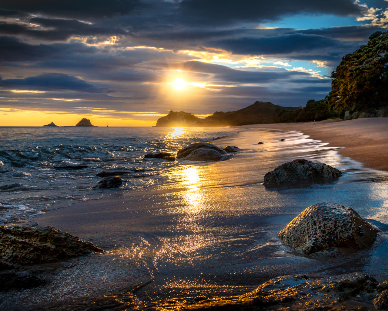 Закат на побережье, Тасман. Новая Зеландия 