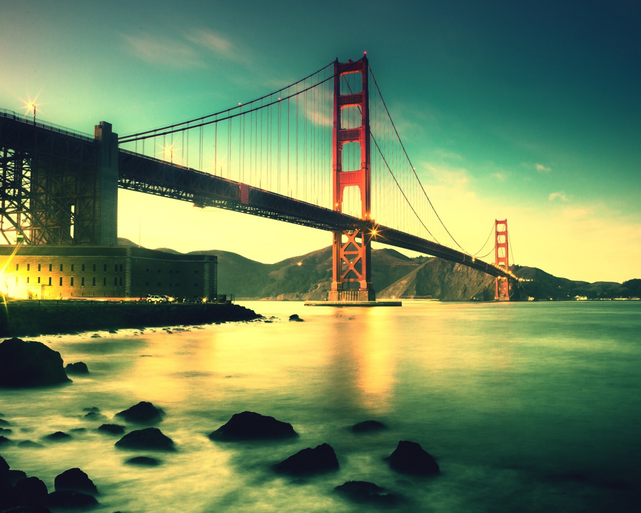 Evening Golden Gate Bridge in San Francisco 