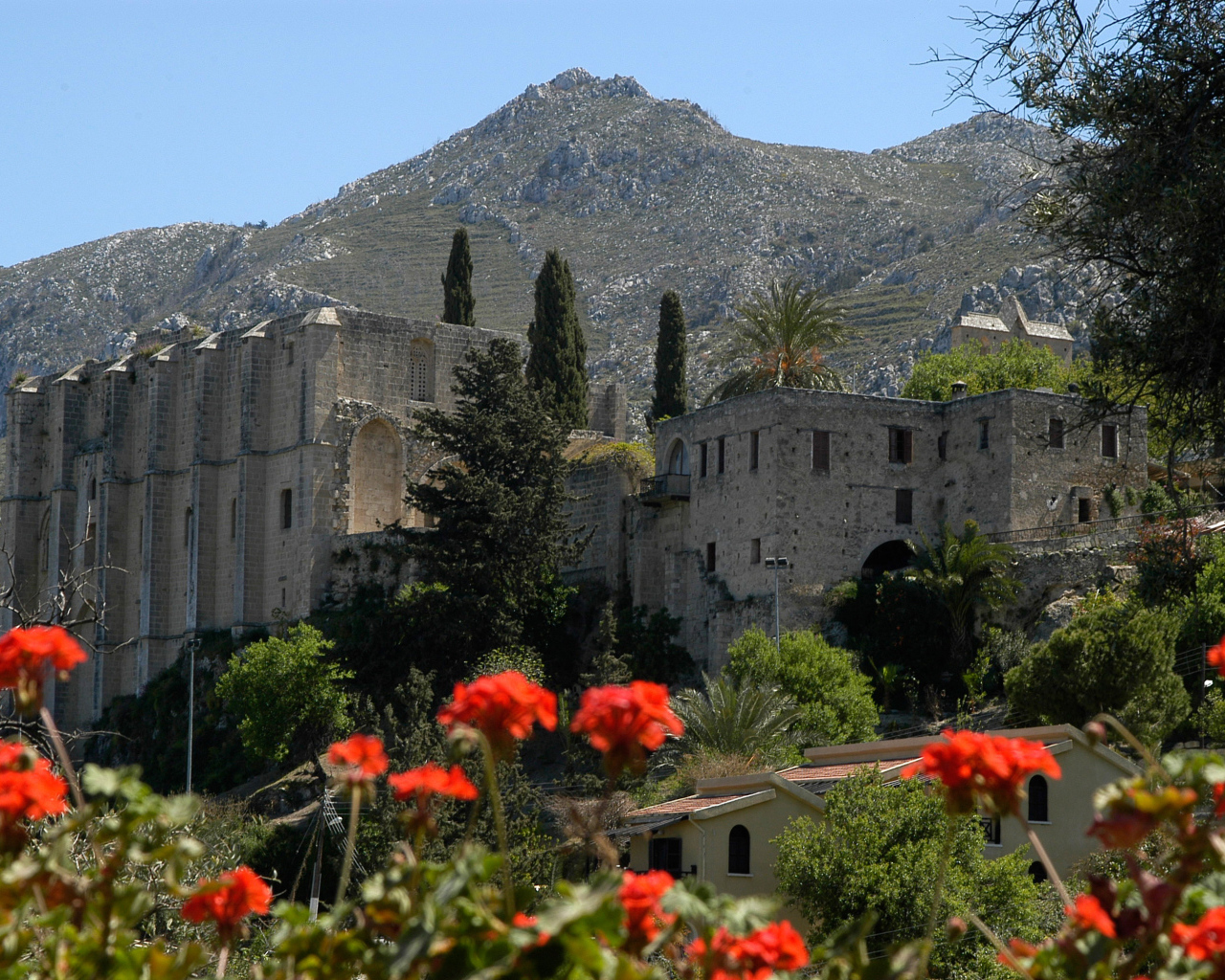 Старинное Аббатство Беллапаис, Северный Кипр 