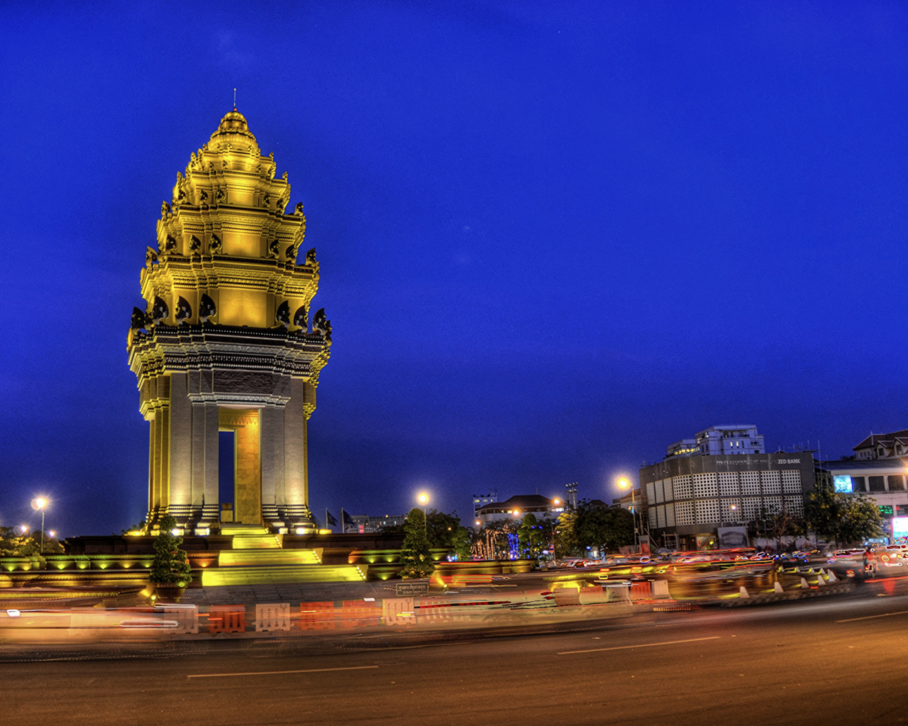 Монумент Независимости  в Пномпене, Камбоджа 