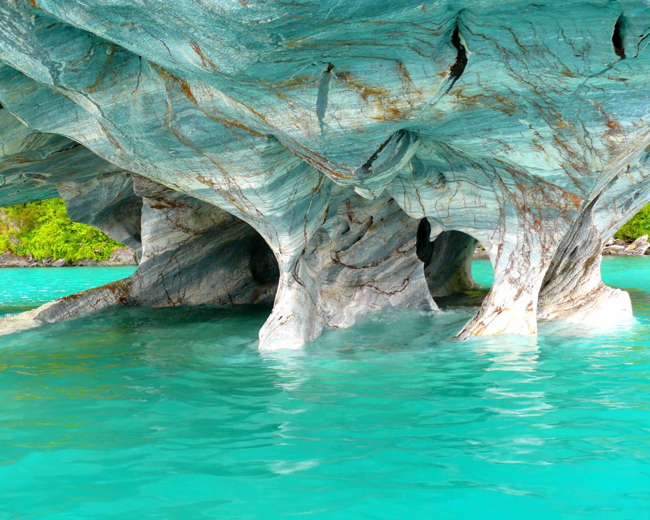 Мраморные пещеры Las Cavernas de Marmol, Чили 