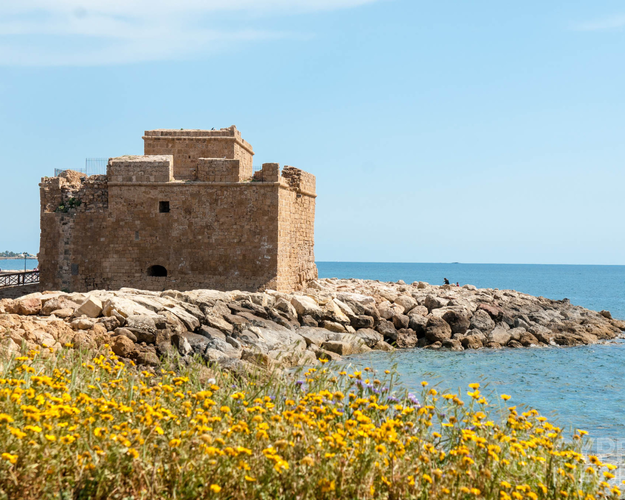 Средневековый Пафосский замок,  Кипр 