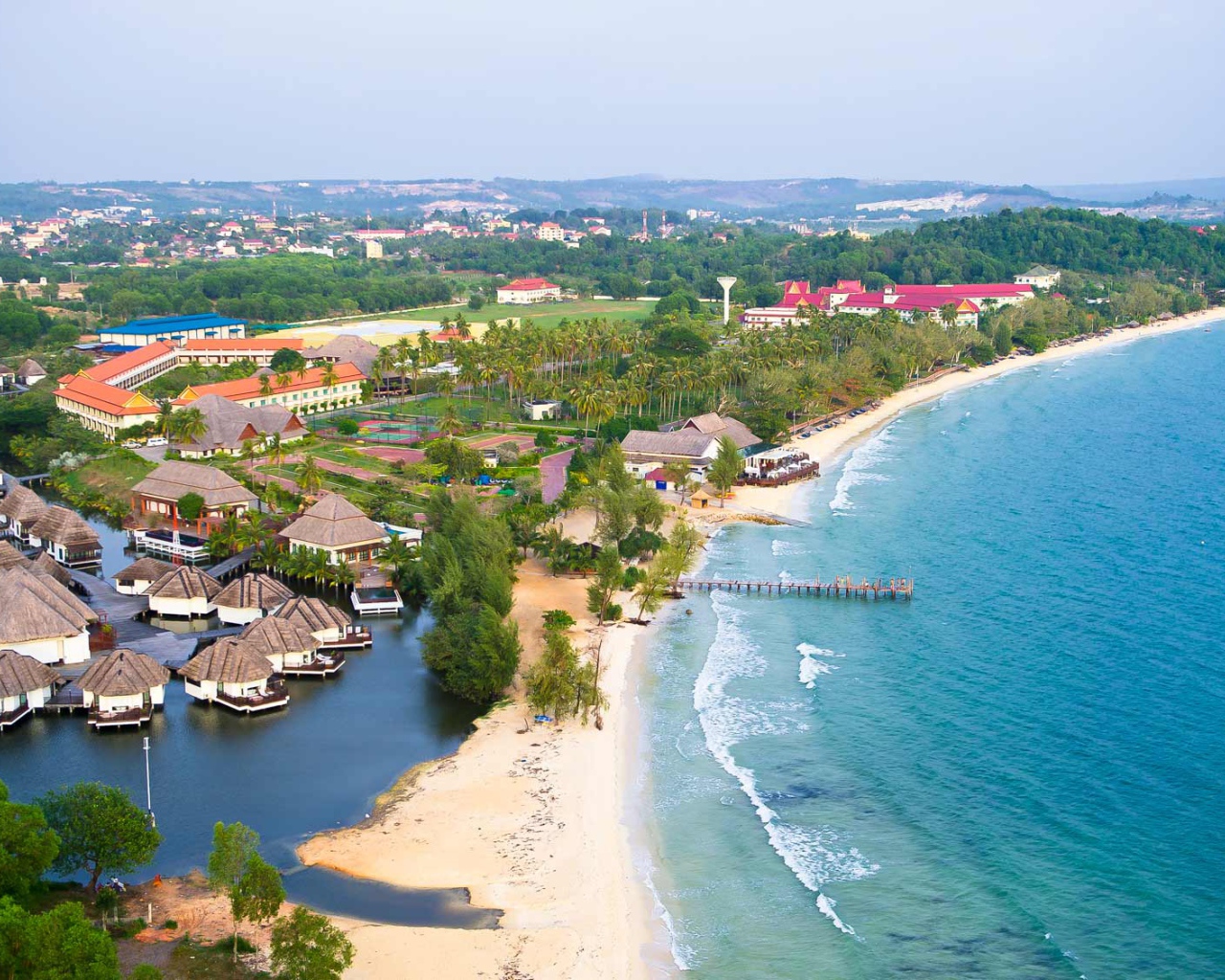 Пляжный курорт Sokha в Сиануквиле, Камбоджа 