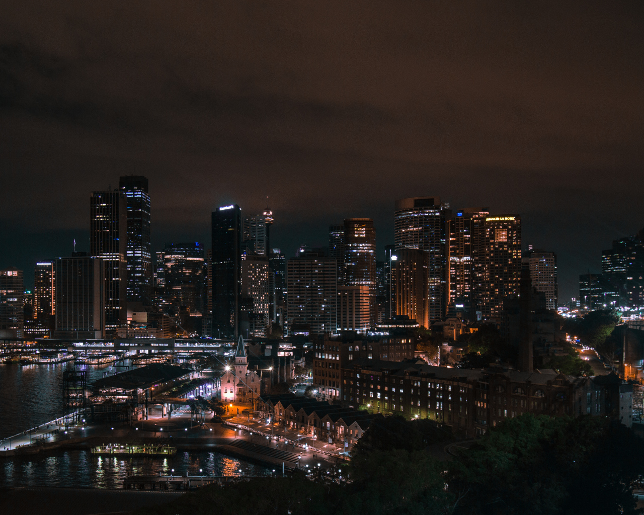 Ночные небоскребы города Сидней, Австралия 