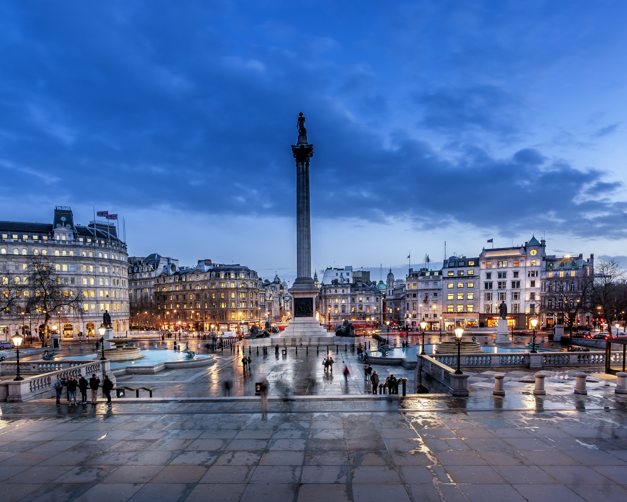 Monument at the evening city square, London. England