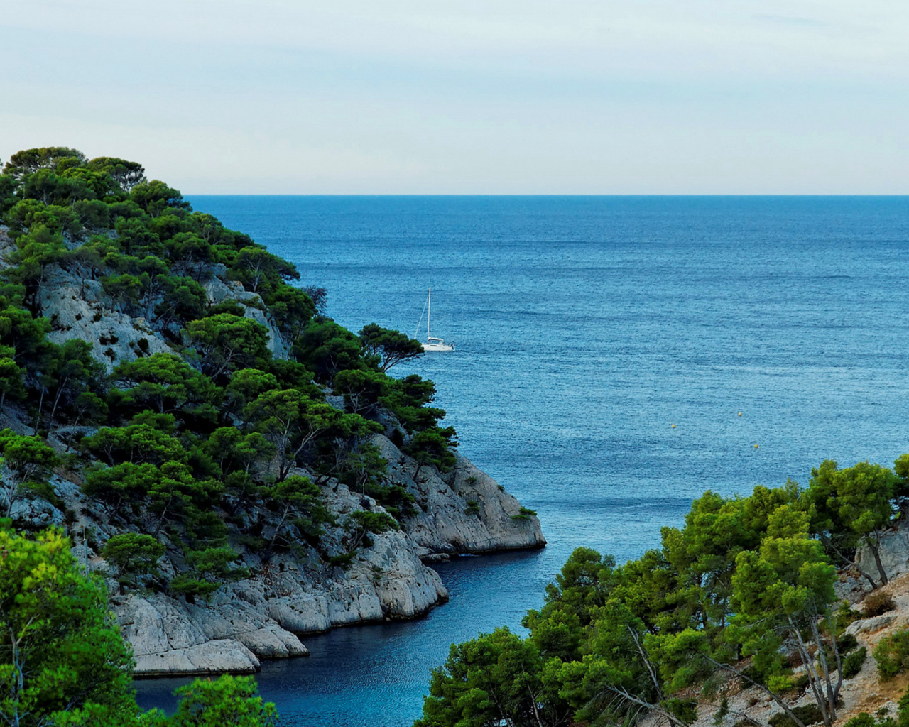 Скалистое побережье Прованса, Франция 