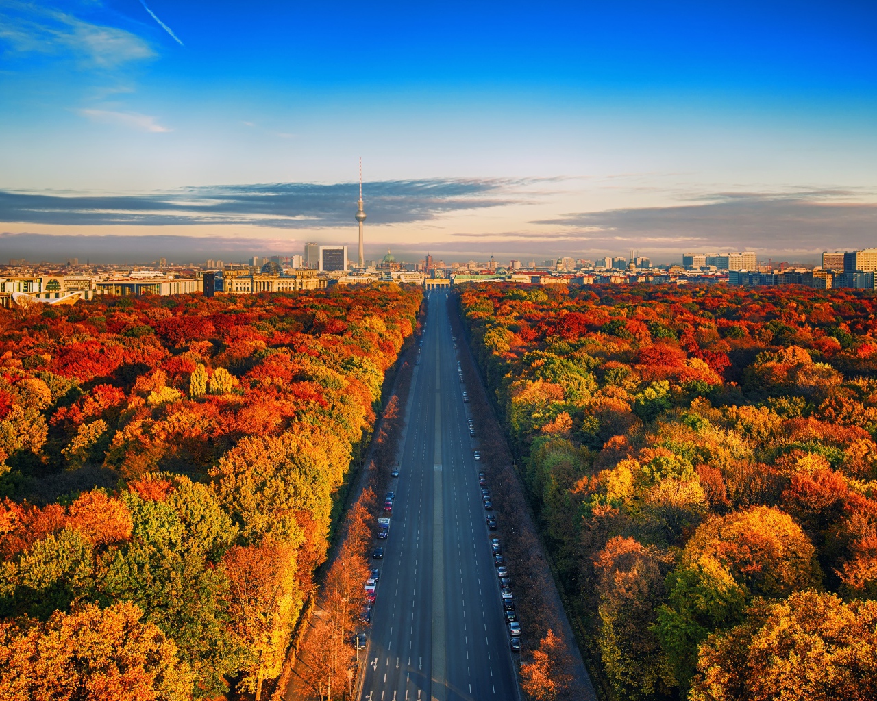 Осенний автобан Берлин, Германия 