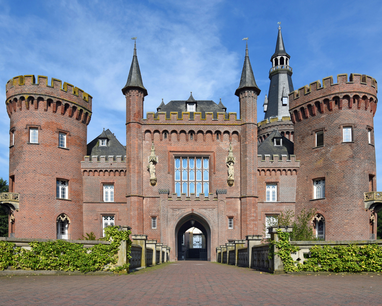 Музей Moyland Castle, город Бедбурге-Хау Германия 