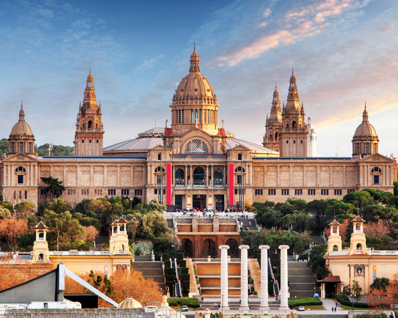 Красивый, национальный музей искусства Каталонии, Барселона. Испания