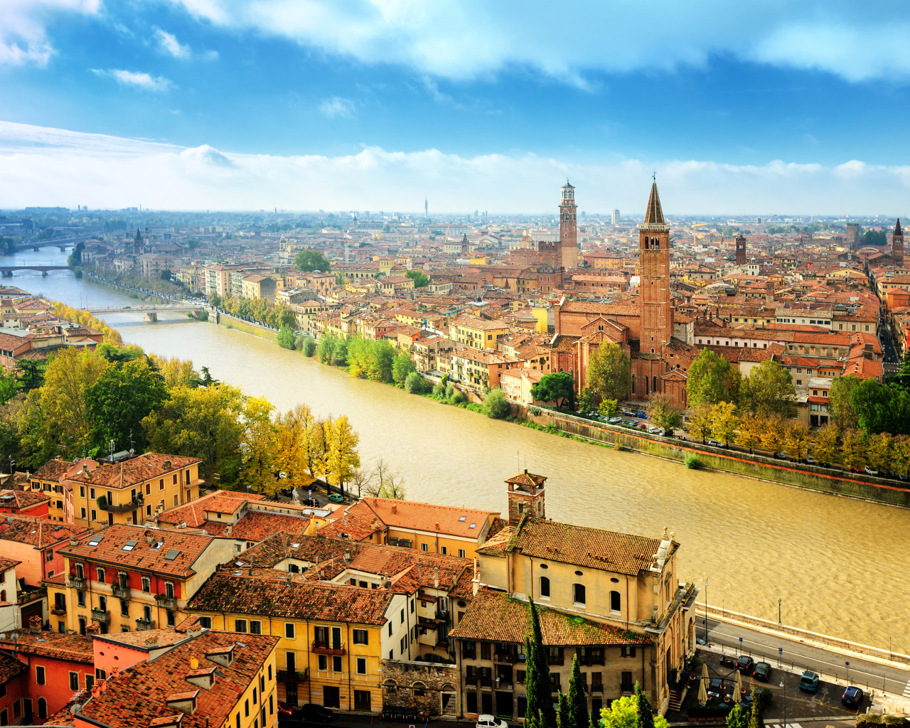 Панорама города Верона, Италия 