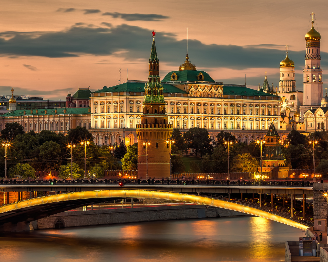 Большой каменный мост через Москва реку, Россия  