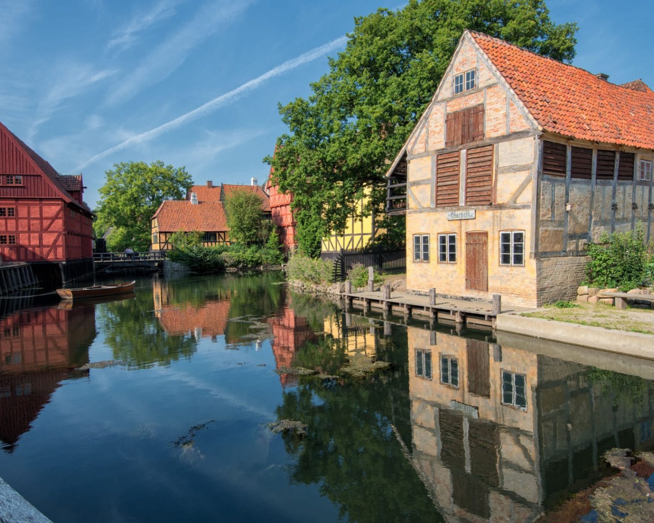 Старый город на воде Орхус, Дания 