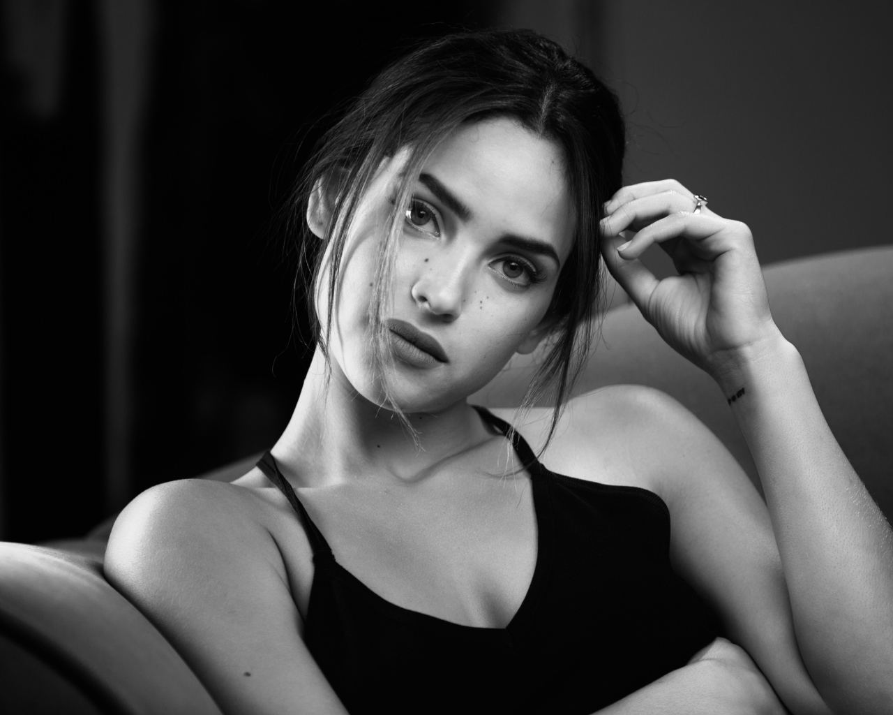 Американская актриса Адриа Архона,  черно-белое фото