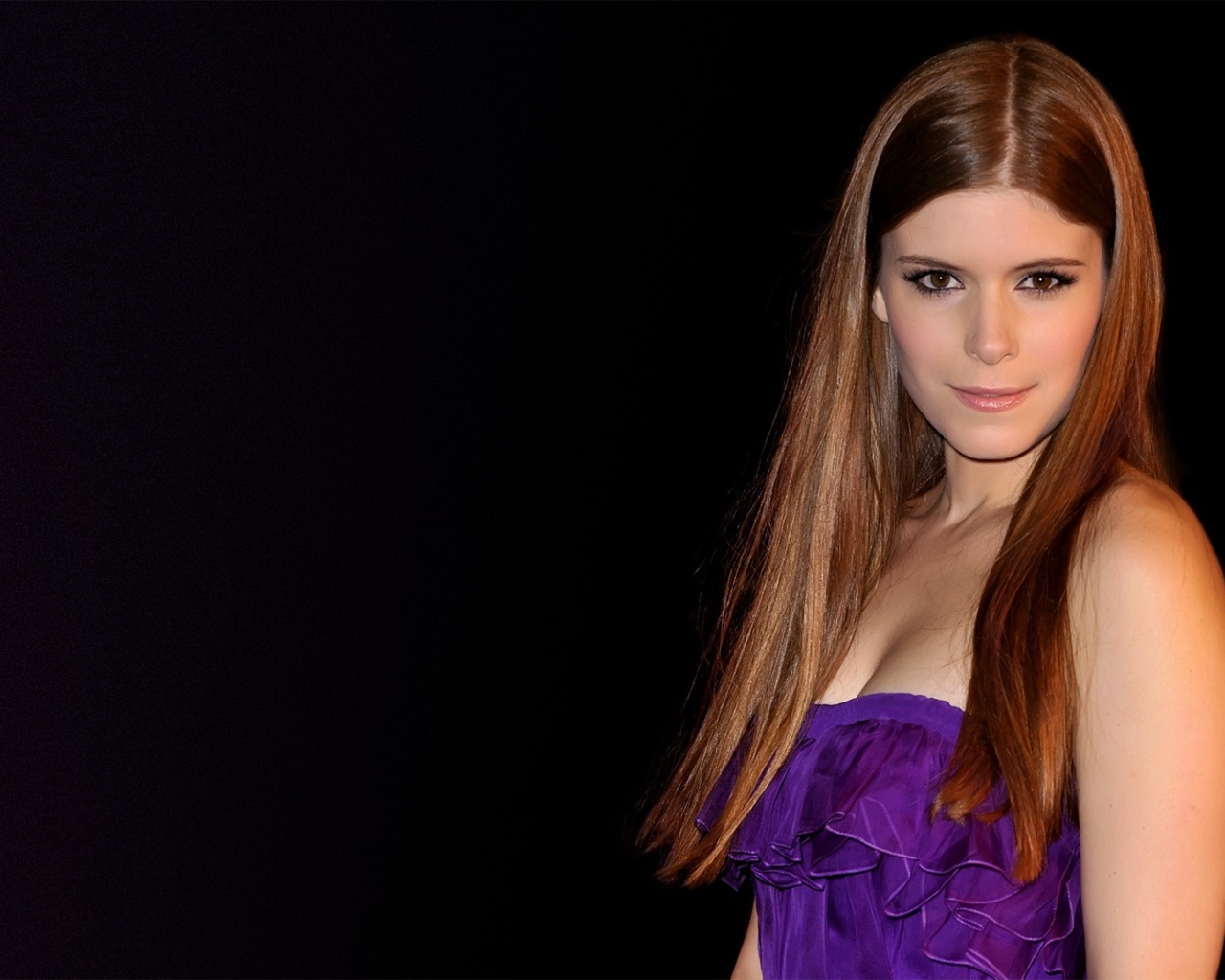 Кареглазая молодая актриса Кейт Мара 