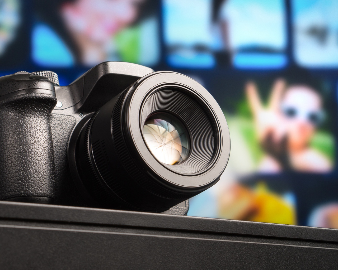 Цифровой зеркальный фотоаппарат Digital SLR