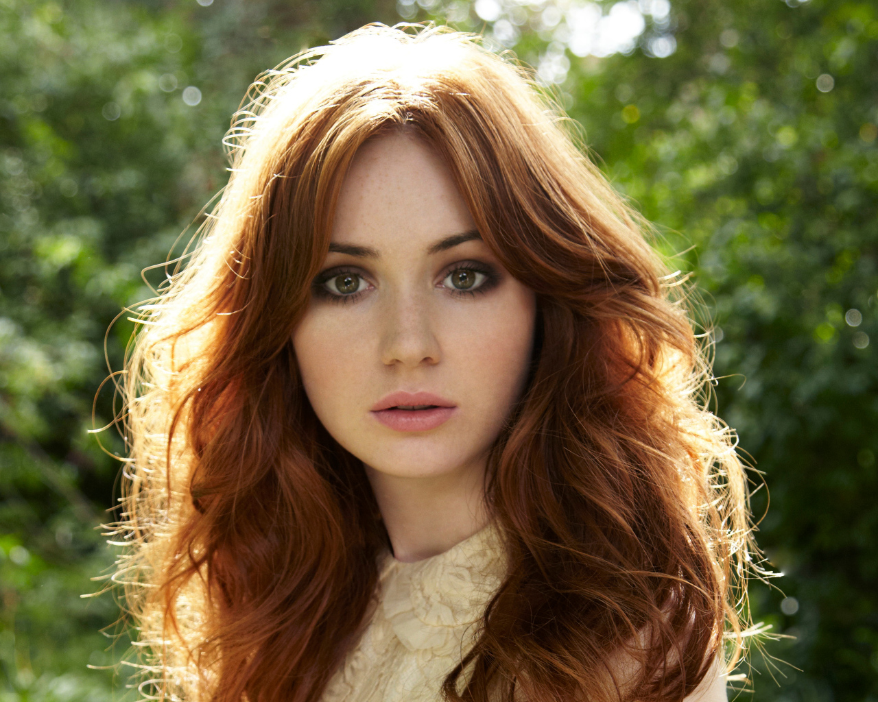 Шотландская рыжеволосая актриса Карен Гиллан 