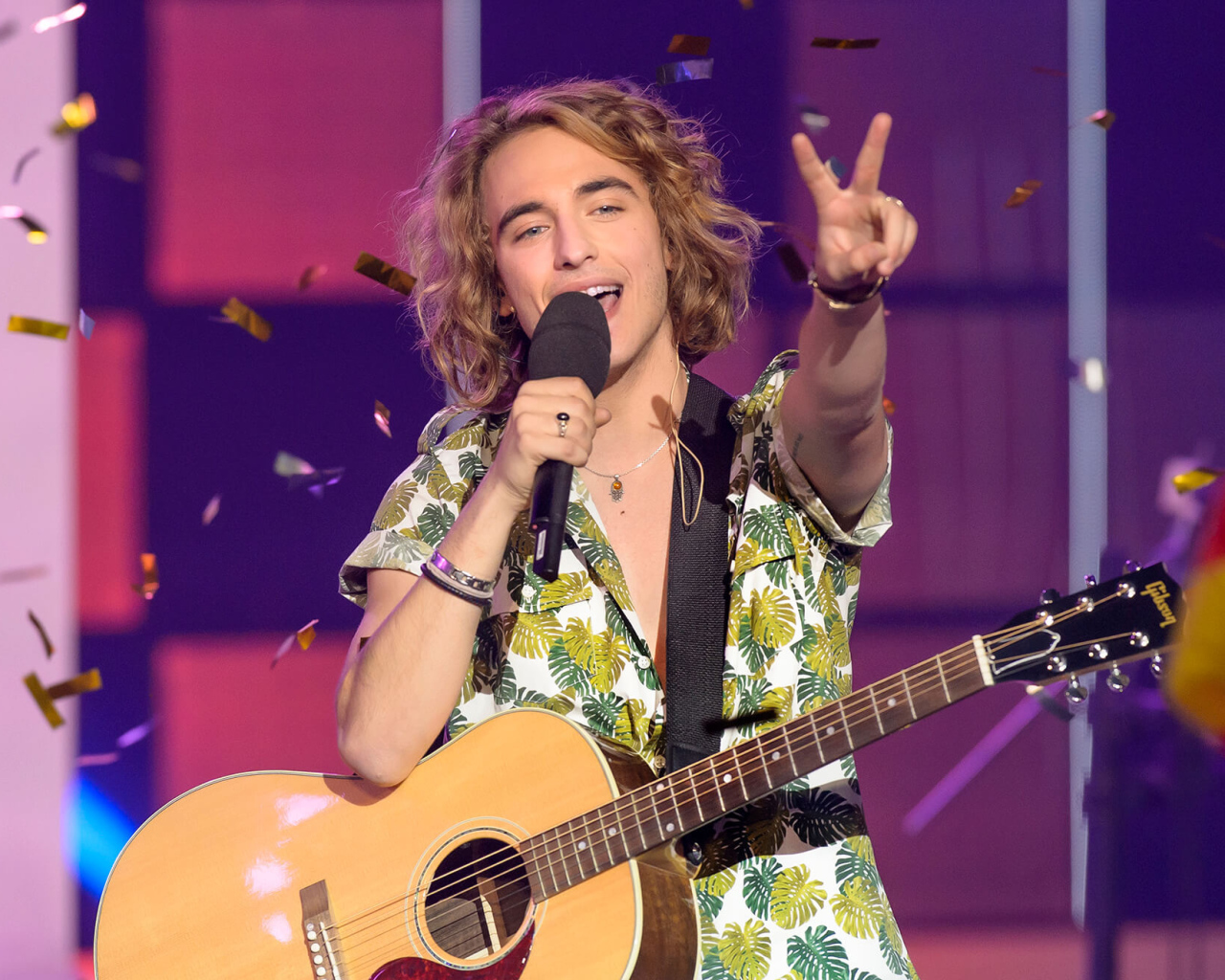 Певец Манель Наварро представитель Испании Евровидение 2017, Киев 