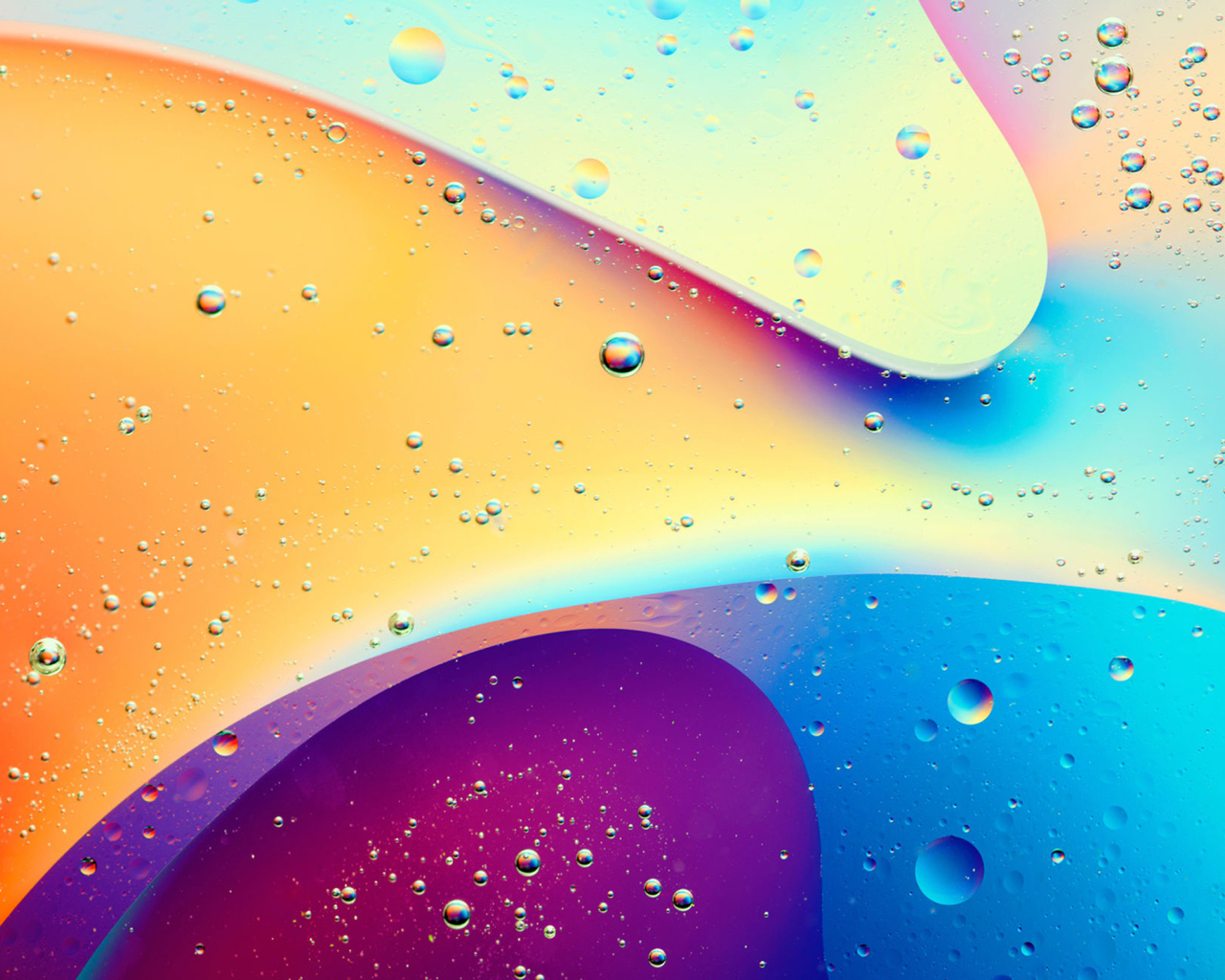Капли воды на разноцветном фоне, 3д графика