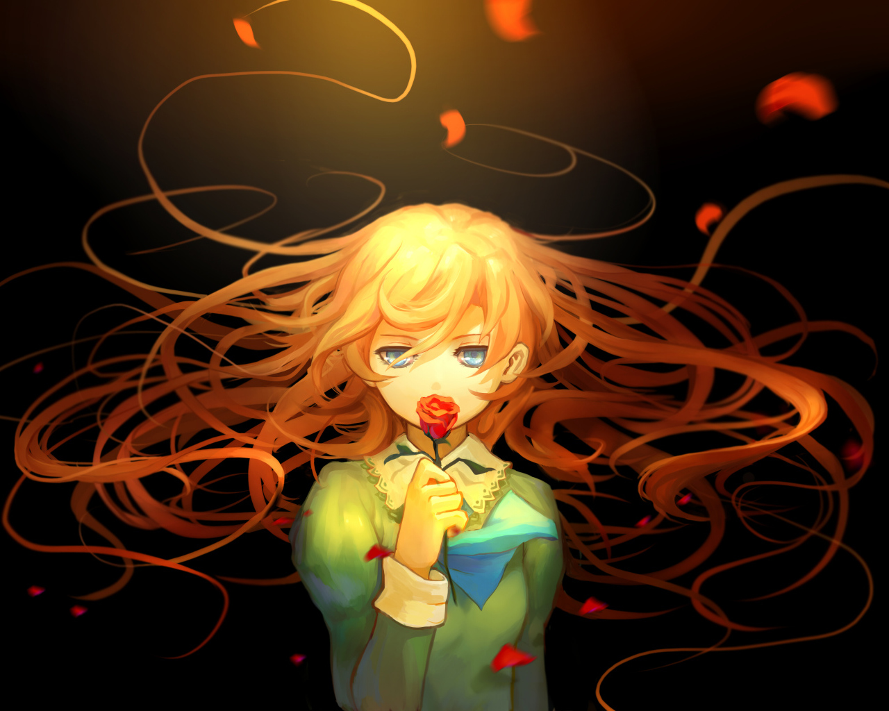 Рыжеволосая девушка аниме с розой в руках