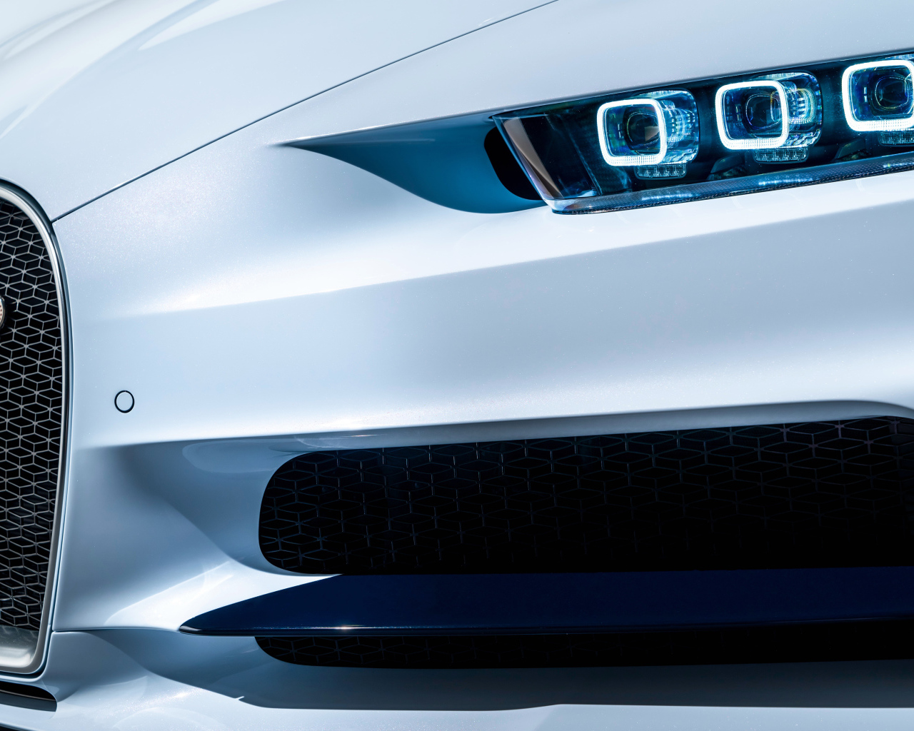 Фара автомобиля Bugatti Chiron