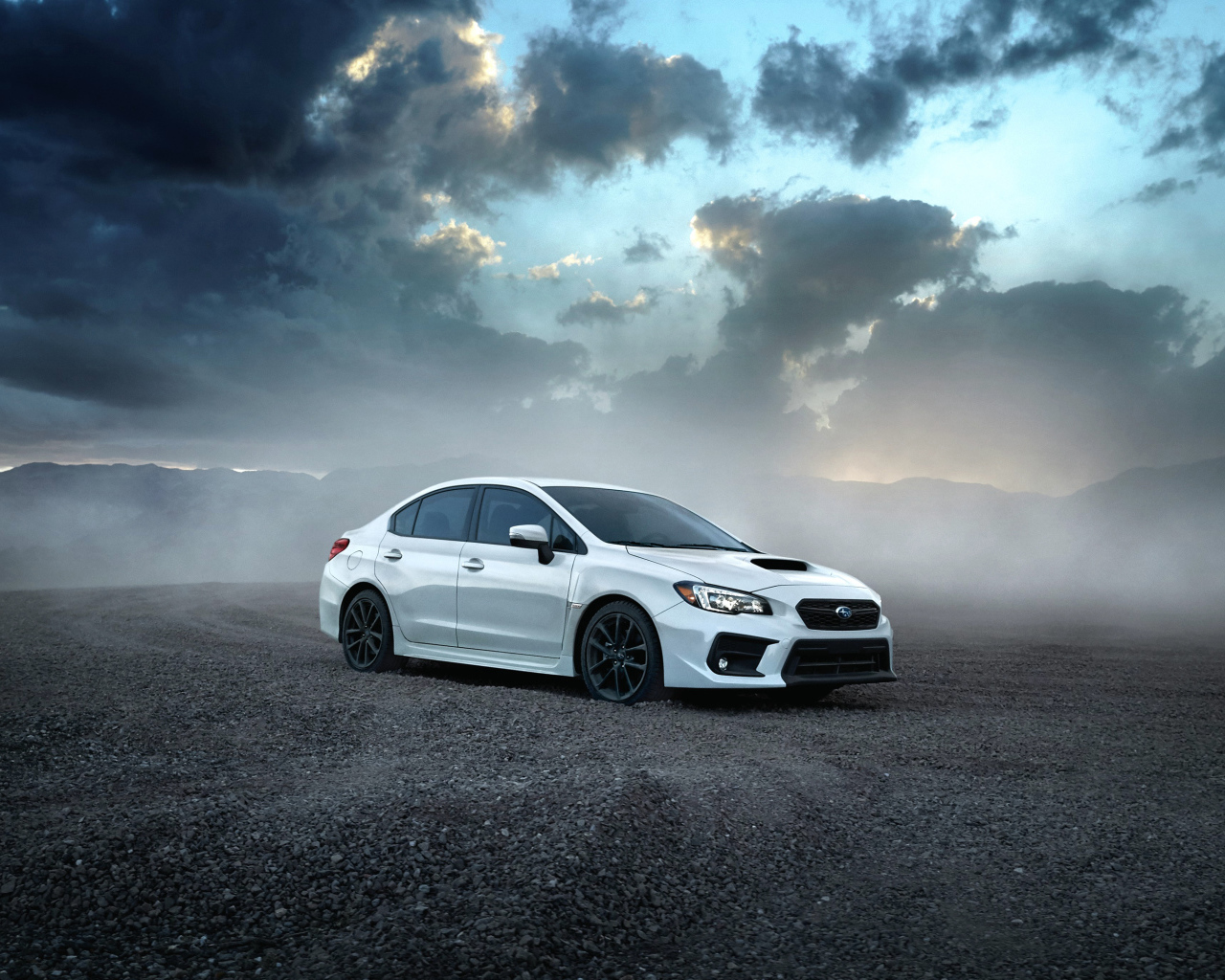 Белый новый автомобиль  Subaru WRX, 2018 