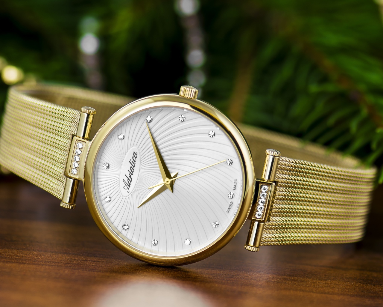Дорогие женские швейцарские часы Adriatica