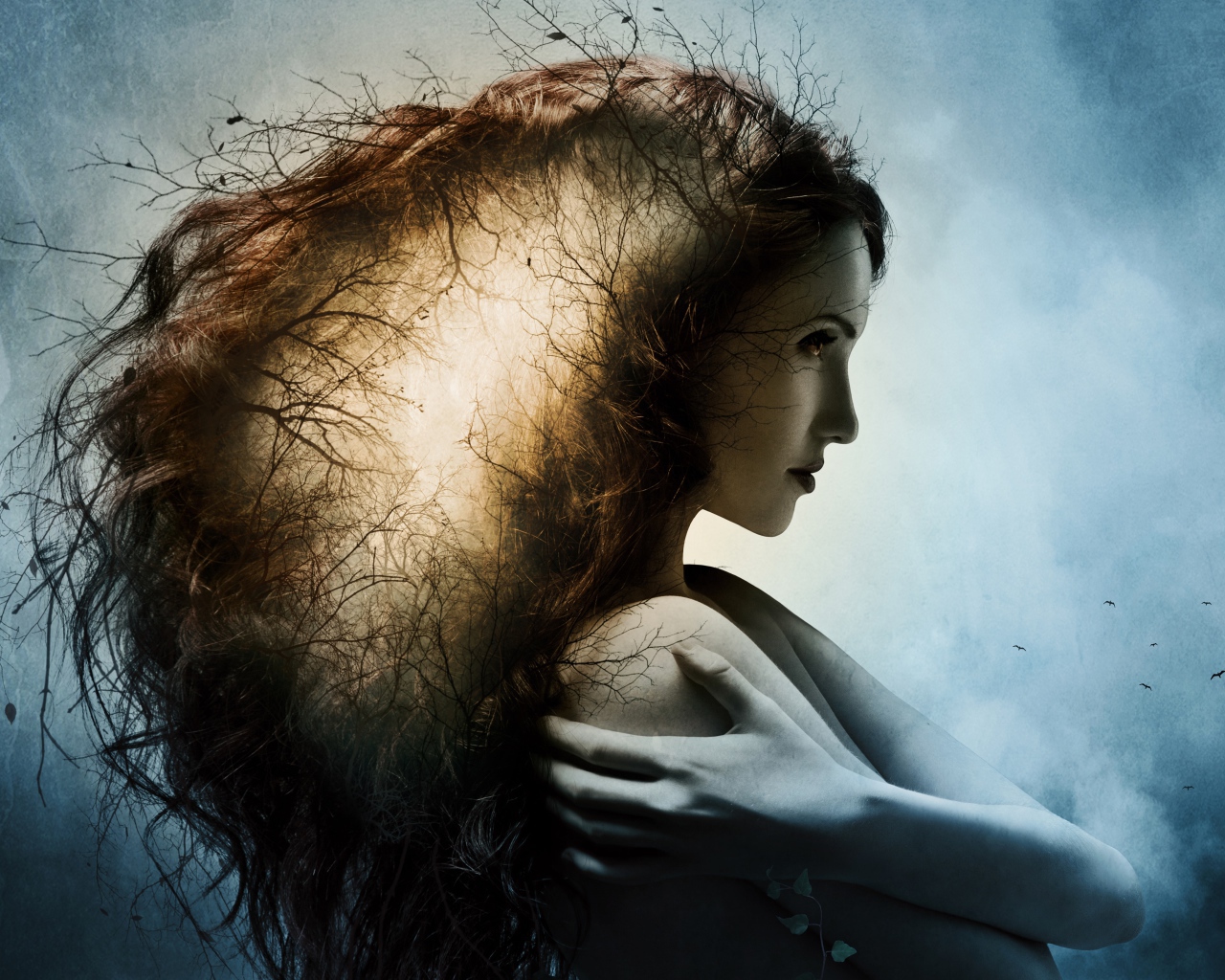 Красивая девушка с волшебными волосами