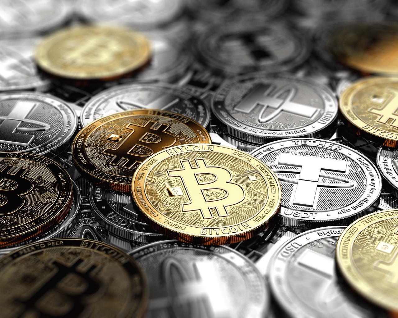 Монеты Bitcoin и Tether