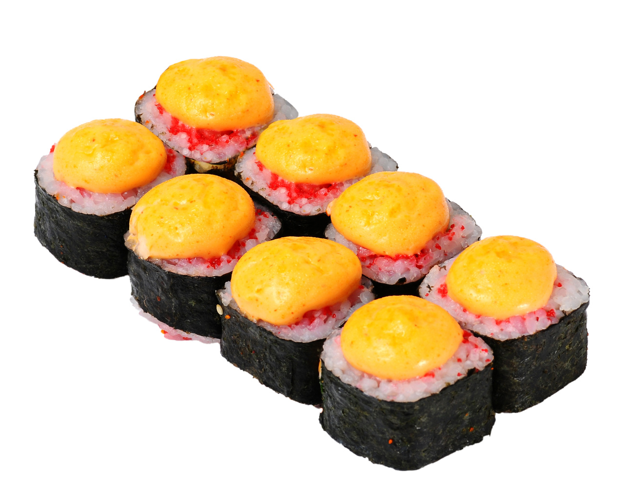 Аппетитные суши на белом фоне 