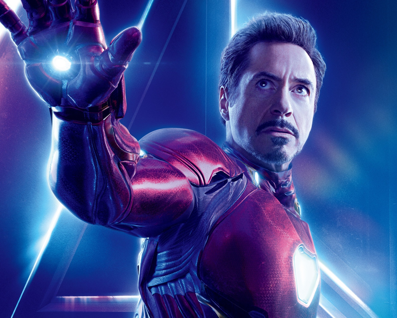 Железный человек персонаж фильма Мстители:  Война бесконечности