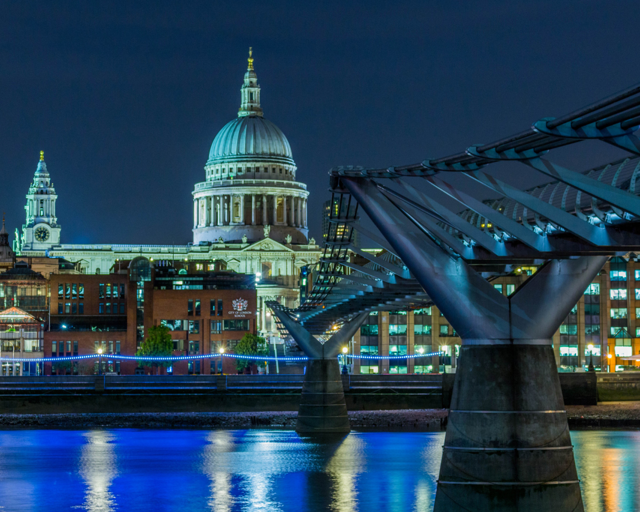 Собор Святого Павла у реки, Лондон. Англия