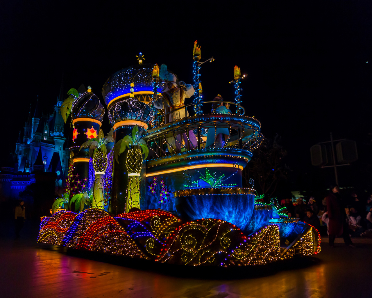 Парк развлечений Диснейленд, Токио. Япония