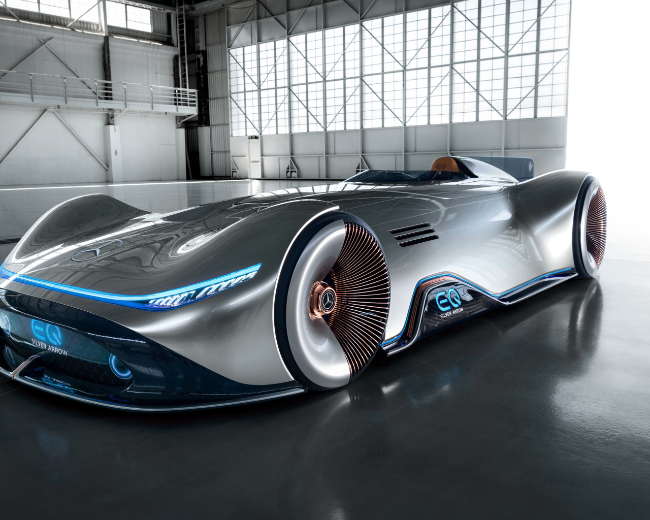 Электрокар Mercedes Benz Vision EQ Silver Arrow, концепт