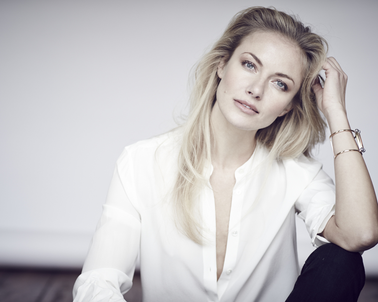 Французская голубоглазая актриса Мелани Лоран