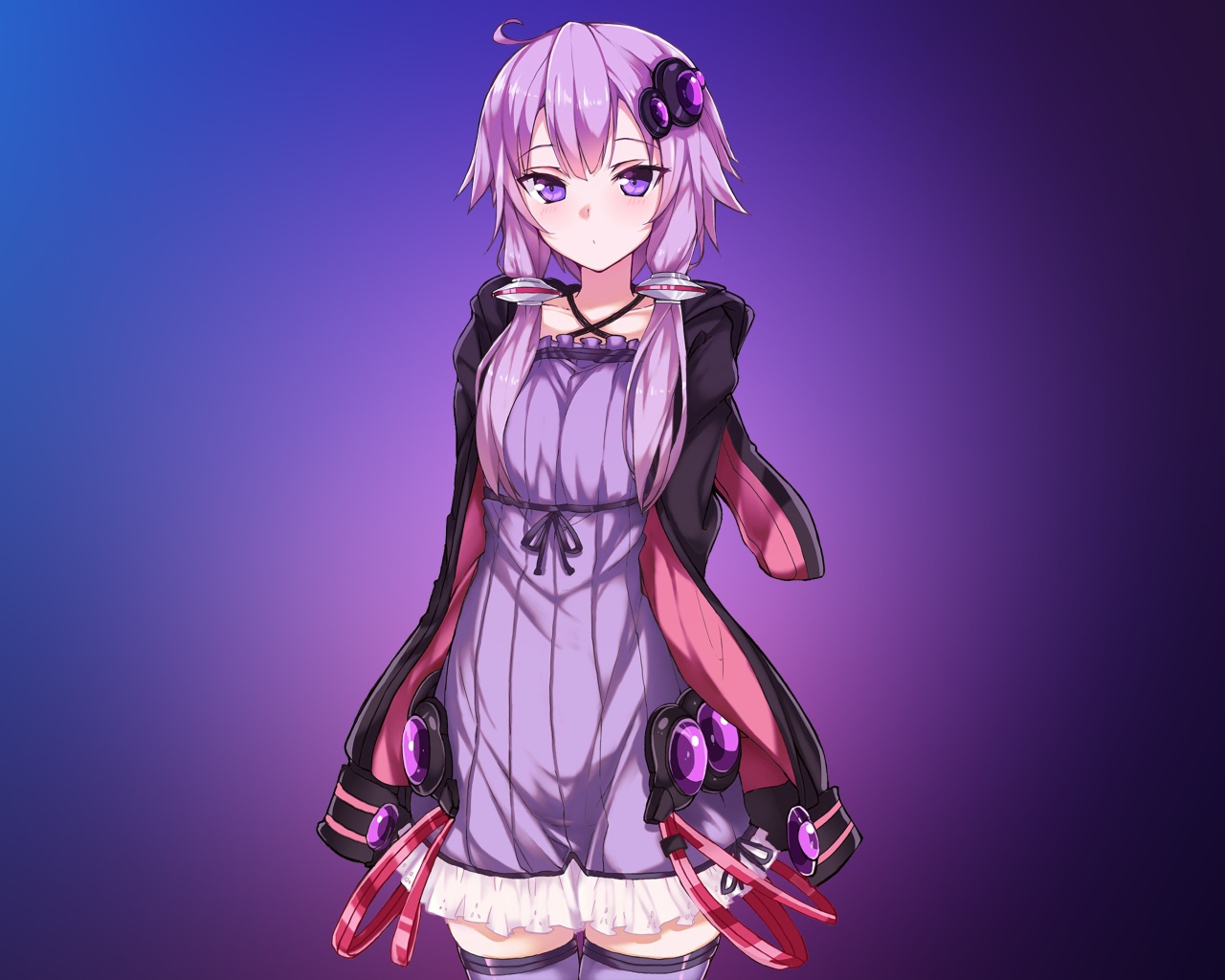 Девушка аниме Юзуки Юкари на фиолетовом фоне