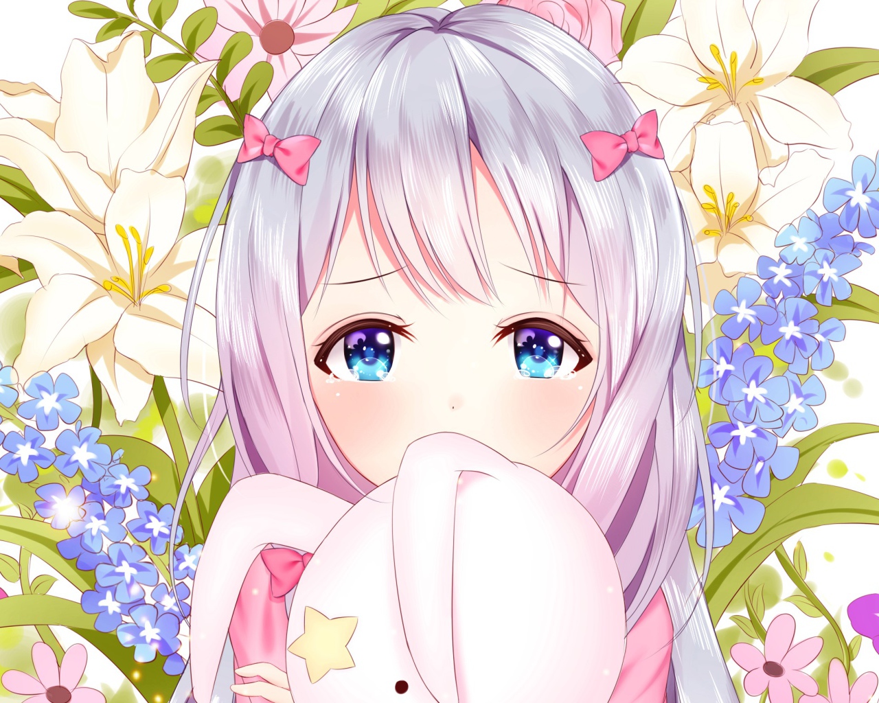 Красивая девушка аниме Эроманга-Сэнсэй с голубыми глазами