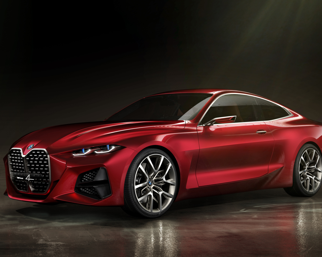 Красный автомобиль BMW Concept 4 2019 года 