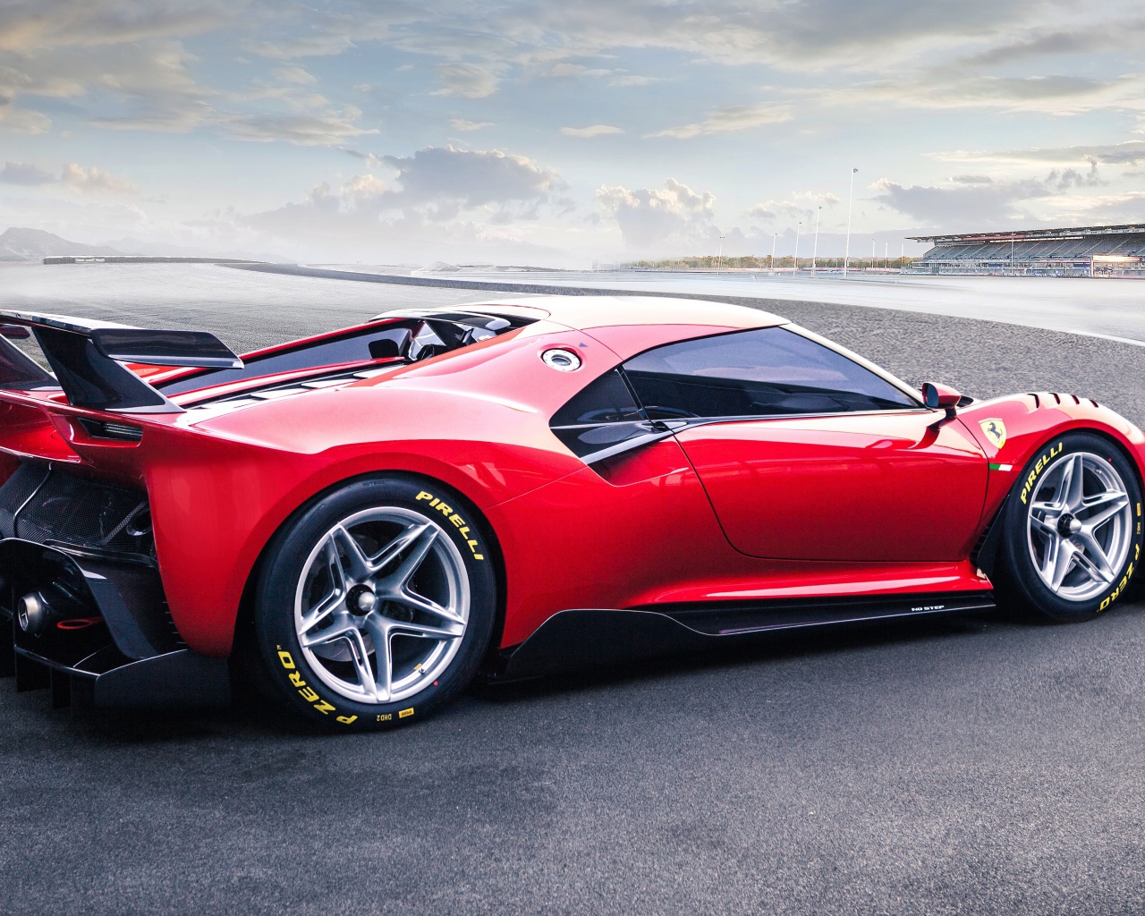 Спортивный Ferrari P80C 2019  года вид сзади