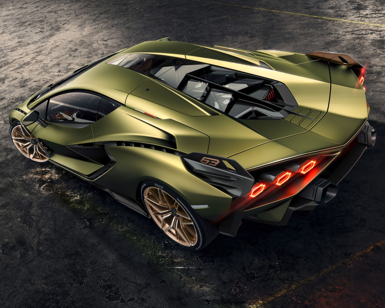 Автомобиль Lamborghini Sian 2019 года вид сзади